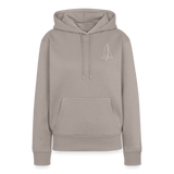 J70 - Deckhood Frontmark (w) - Taupe